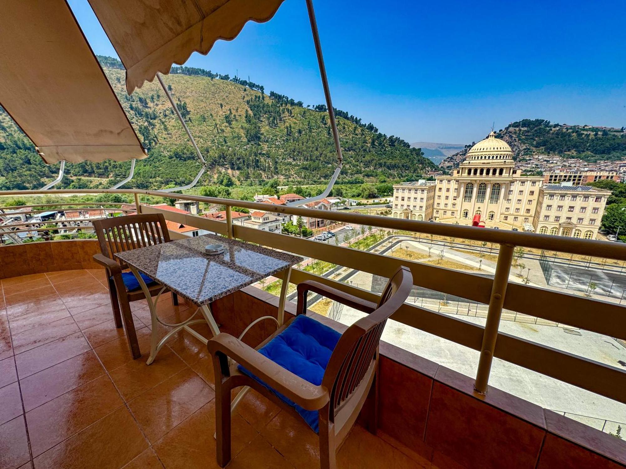 Berat City Panorama 1 Kültér fotó